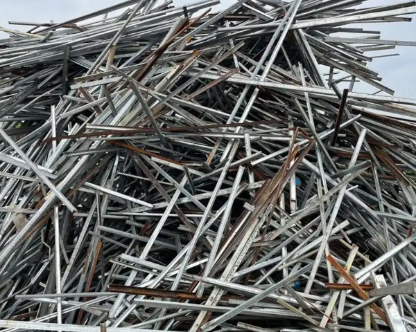 废铁回收.jpg